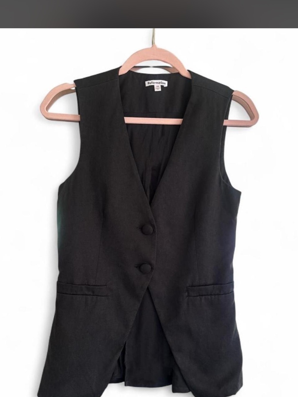 Reformation Casey Vest in Black - size XS - Sleeveless Tailored Vest 100% Linen